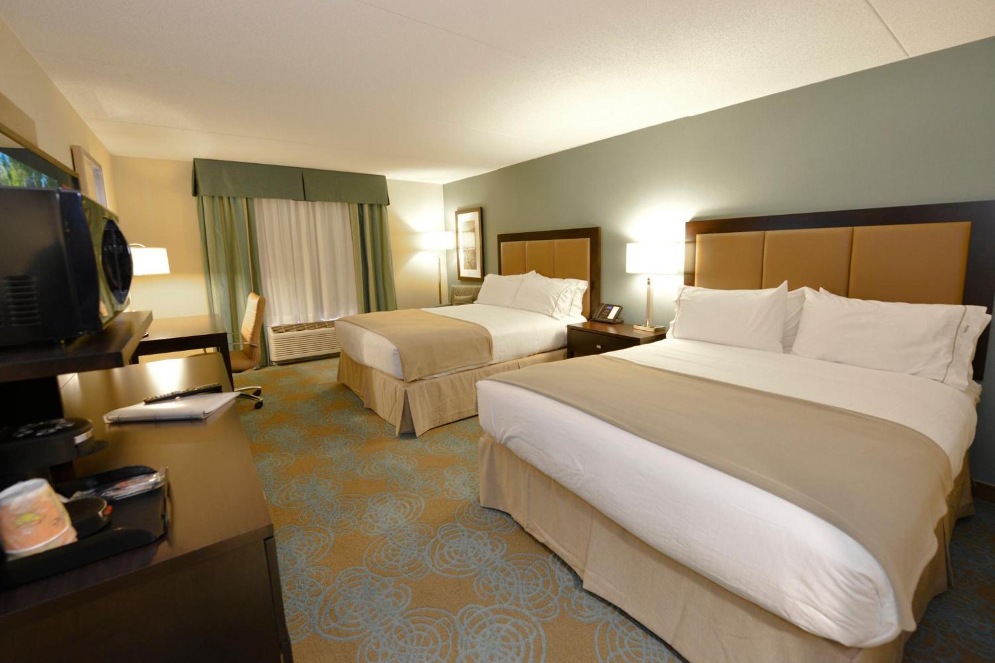 Holiday Inn Express Hotel & Suites Waterloo - St. Jacobs Area By Ihg מראה חיצוני תמונה