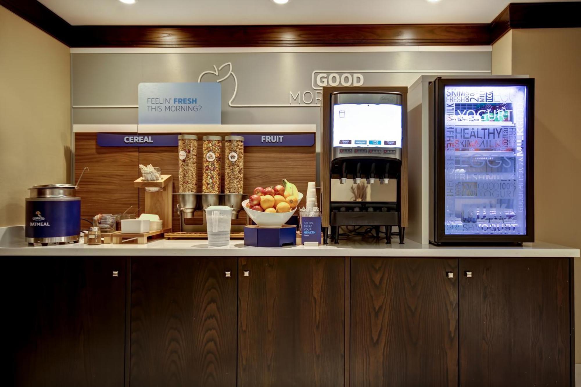 Holiday Inn Express Hotel & Suites Waterloo - St. Jacobs Area By Ihg מראה חיצוני תמונה
